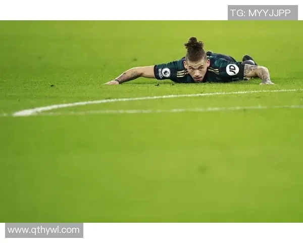 AI内存危机下 华硕顶不住了先涨价！游戏本暴涨2000元